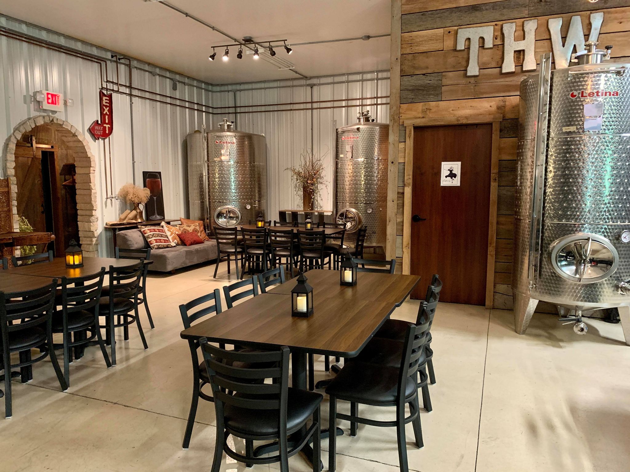 Stellar Cellar Tuscan Hills Winery Effingham